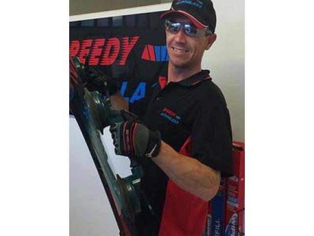 SPEEDY AUTOGLASS